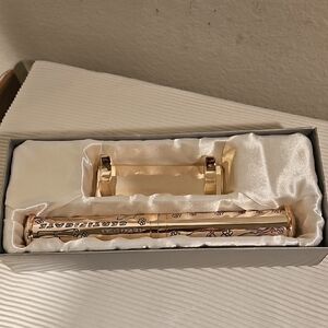 Tiny Treasures Birth Certificate Holder